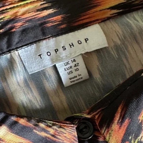 TOPSHOP Long Sleeve Asymmetrical Shirt Dress in Fire - Picture 3 of 11